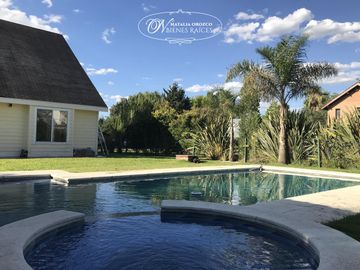 Venta de Casa c/ 4 dormitorios y piscina - Boca Raton - Pilar