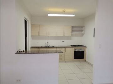SE VENDE CASA EN ISLA MONTELIMAR