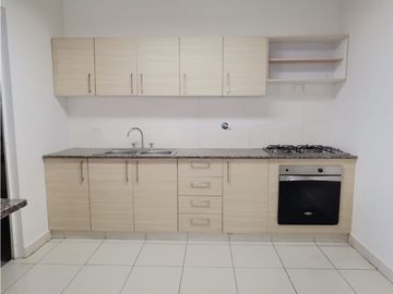 SE VENDE CASA EN ISLA MONTELIMAR