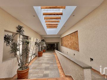 Departamento en venta  Lomas Country Club, Huixq. Acceso elevador una sola planta