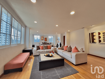 Departamento en venta  Lomas Country Club, Huixq. Acceso elevador una sola planta