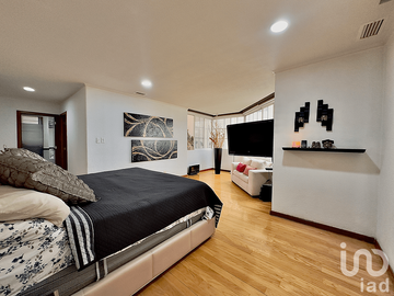 Departamento en venta  Lomas Country Club, Huixq. Acceso elevador una sola planta