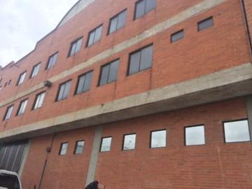 bodega en arriendo en montevideo-fontibón. Cod A700728
