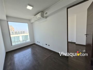 Moderna Oficina en Venta en Providencia