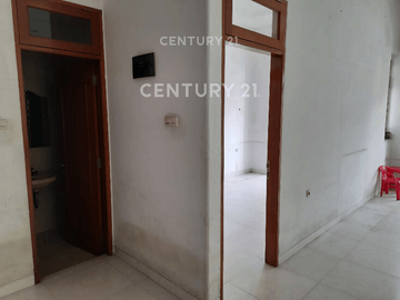 Rumah 2 Lantai Pelangi Merah Kelapa Gading LT 128 LB 225 SHM Nego