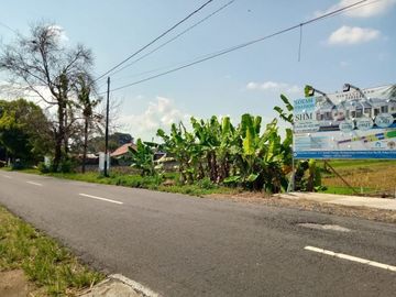 Rumah Modern Minimalis Di Onegate Perumahan di Klaten