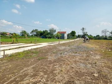 Rumah Modern Minimalis Di Onegate Perumahan di Klaten