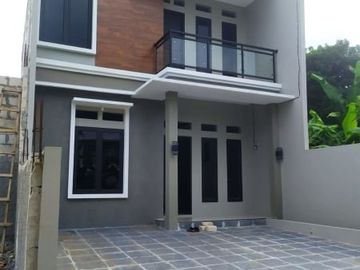 Rumah baru 2 lantai siap huni di Cimanggis dekat Tol Cibubur
