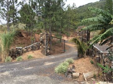 VENTA CASAEN ALTOS DEL MARIA  CON PISCINA, BBQ,REMATO