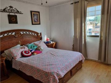 Se Vende Hermosa Casa Dúplex de Esquina en Cerro Viento