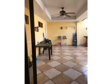 Se Vende Hermosa Casa Dúplex de Esquina en Cerro Viento