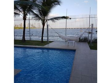 VENDO CASA FRENTE AL MAR EN COCO DEL MAR