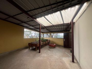 VENTA CASA ESQUINERA URB. LA PUNTILLA (RS)