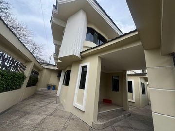 VENTA CASA ESQUINERA URB. LA PUNTILLA (RS)
