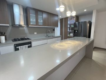 casa en venta en valle del lili. Cod V2008