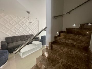 casa en venta en valle del lili. Cod V2008