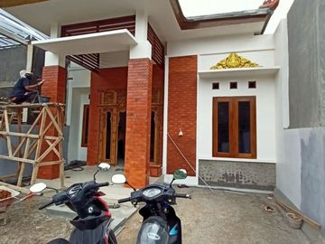 Hunian Klasik Jawa Modern, Lokasi Strategis Depan Candi Prambanan.