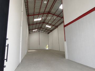 Gudang Brand New Siap Pakai Area Kamal Business Center