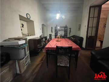 SE Vende Casona Céntrica A UNA Cuadra DE LA Plaza DE Armas