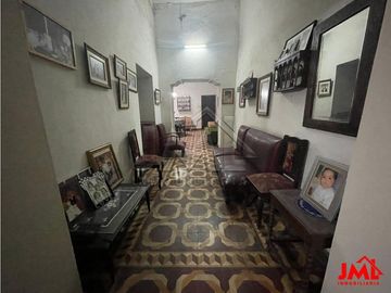 SE Vende Casona Céntrica A UNA Cuadra DE LA Plaza DE Armas