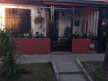 VENTA CASA EXCELENTE ESTADO, José León Suárez, 3 ambientes , Barrio Villa Eugenio Necochea, calle esquíu entre Mitre y Huergo