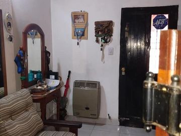VENTA CASA EXCELENTE ESTADO, José León Suárez, 3 ambientes , Barrio Villa Eugenio Necochea, calle esquíu entre Mitre y Huergo