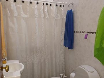 VENTA CASA EXCELENTE ESTADO, José León Suárez, 3 ambientes , Barrio Villa Eugenio Necochea, calle esquíu entre Mitre y Huergo