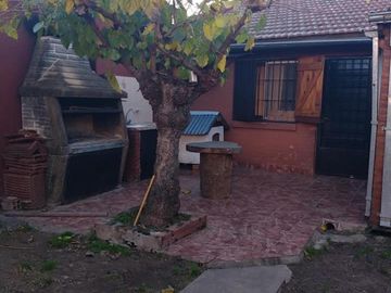 VENTA CASA EXCELENTE ESTADO, José León Suárez, 3 ambientes , Barrio Villa Eugenio Necochea, calle esquíu entre Mitre y Huergo