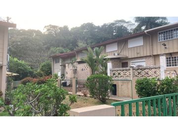 VENTA DE CASA TIPO DUPLEX CON APARTAMENTO EN HOWARD, PANAMA PACIFICO