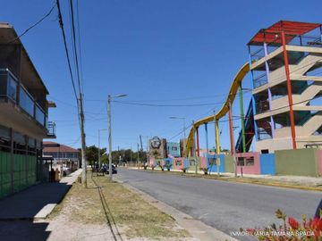 UNIDAD FUNCIONAL A METROS DEL MAR