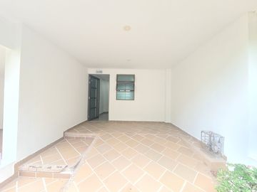 VENTA - BARRIO: MAJAGUAL