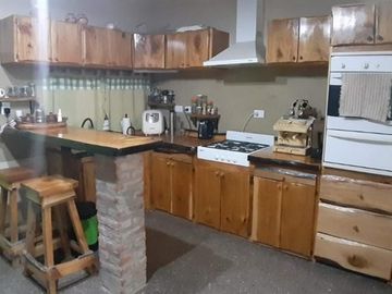 Venta - Casa - Garin - Remodelada - Excelente Zona