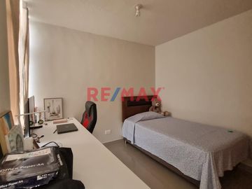 Vive En El Condominio Casa Club Recrea Los Nogales - El Agustino!!..Departamento En Torre 14 - Piso 15