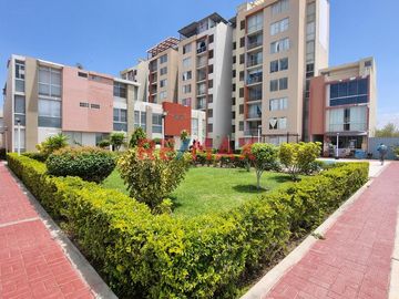 Vive En El Condominio Casa Club Recrea Los Nogales - El Agustino!!..Departamento En Torre 14 - Piso 15