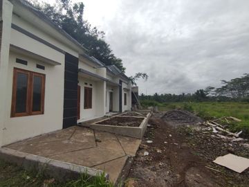 Dapatkan Voucher Belanja 3Juta. Rumah Murah Tepi Jalan Utama Magelang