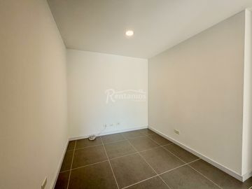 apartamento en arriendo en los mangos. Cod A777296