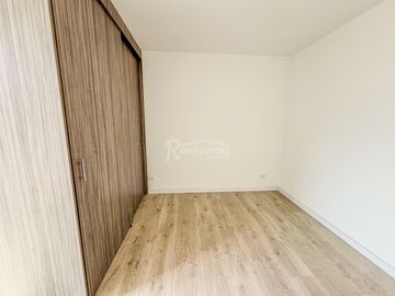 apartamento en arriendo en los mangos. Cod A777296