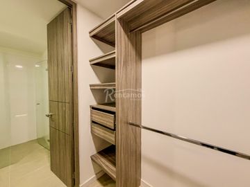 apartamento en arriendo en los mangos. Cod A777296