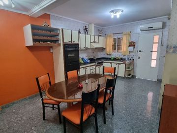 Chalet en venta en Quilmes Oeste