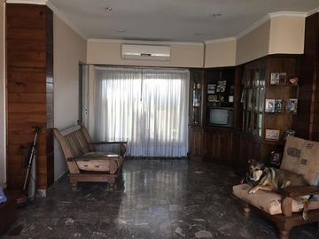 Casa PH en venta en El Palomar