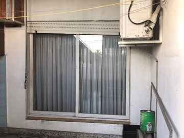 Casa PH en venta en El Palomar