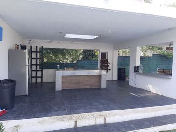 HERMOSA QUINTA EN LA TINAJA, CONGR. DE LA BOCA, SANTIAGO.