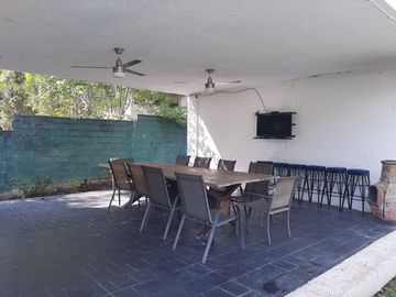 HERMOSA QUINTA EN LA TINAJA, CONGR. DE LA BOCA, SANTIAGO.