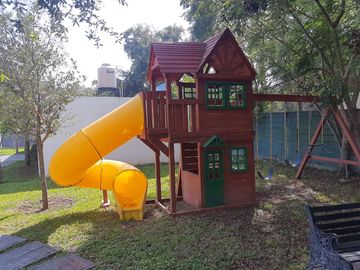 HERMOSA QUINTA EN LA TINAJA, CONGR. DE LA BOCA, SANTIAGO.