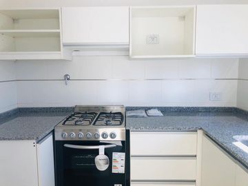 EXCELENTE DEPARTAMENTO DE 2 AMBIENTES A ESTRENAR CON BALCÓN