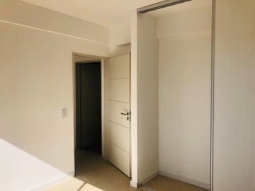 EXCELENTE DEPARTAMENTO DE 2 AMBIENTES A ESTRENAR CON BALCÓN
