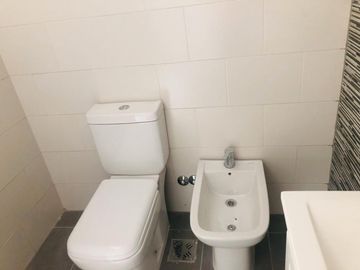 EXCELENTE DEPARTAMENTO DE 2 AMBIENTES A ESTRENAR CON BALCÓN