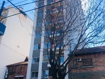 EXCELENTE DEPARTAMENTO DE 2 AMBIENTES A ESTRENAR CON BALCÓN