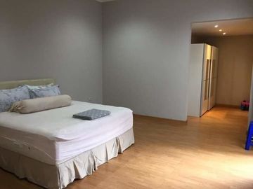 Dijual Rumah dengan Bangunan MINIMALIS di Batununggal Jelita Bandung, Sirkulasi Udara sangat OKEE