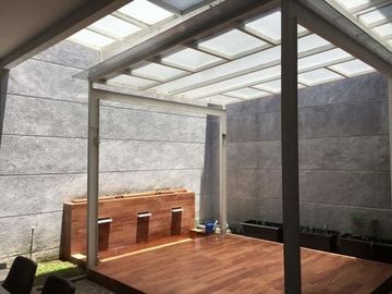 Dijual Rumah dengan Bangunan MINIMALIS di Batununggal Jelita Bandung, Sirkulasi Udara sangat OKEE